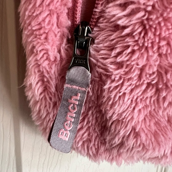 Kids fuzzy bench zipper sweater - Picture 4 of 5